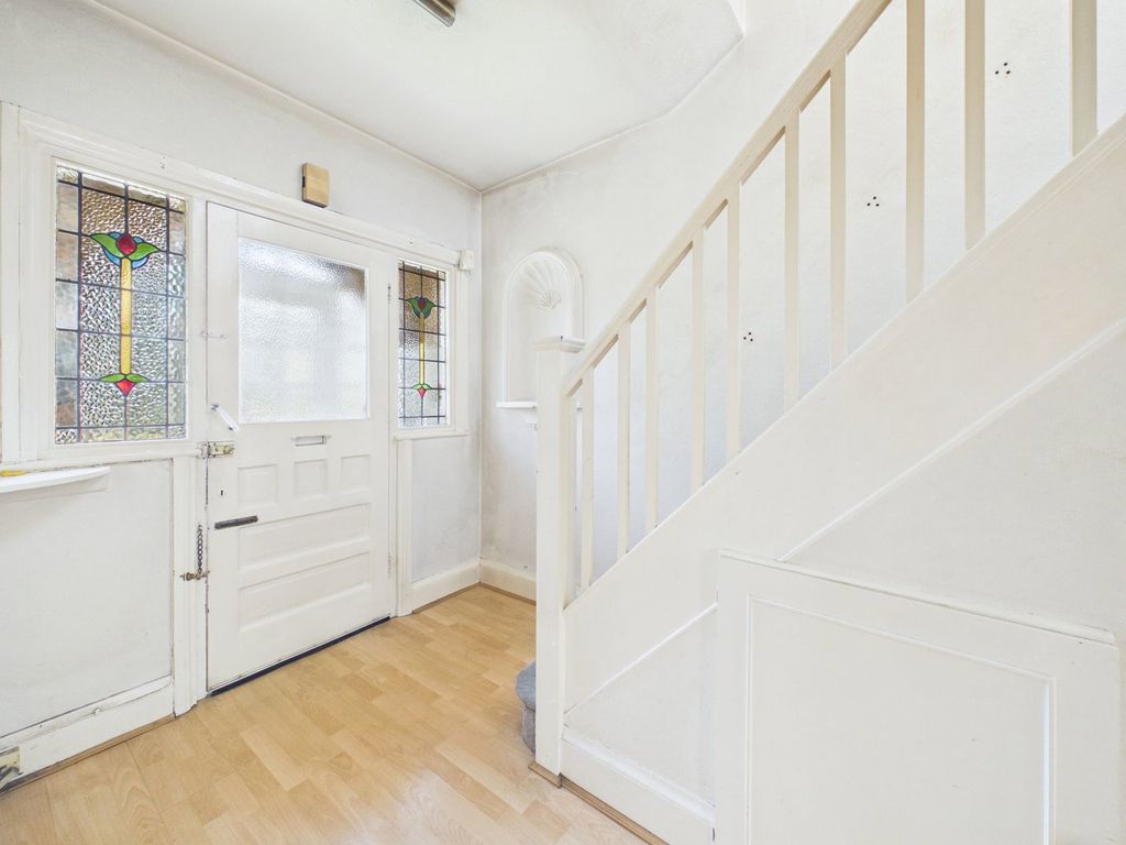 Property photo 3 of 26
