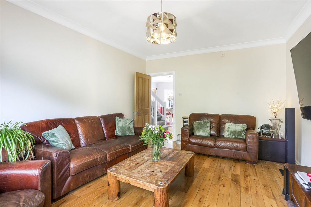 Property photo 3 of 36 1511179062 - 35.Jpg
