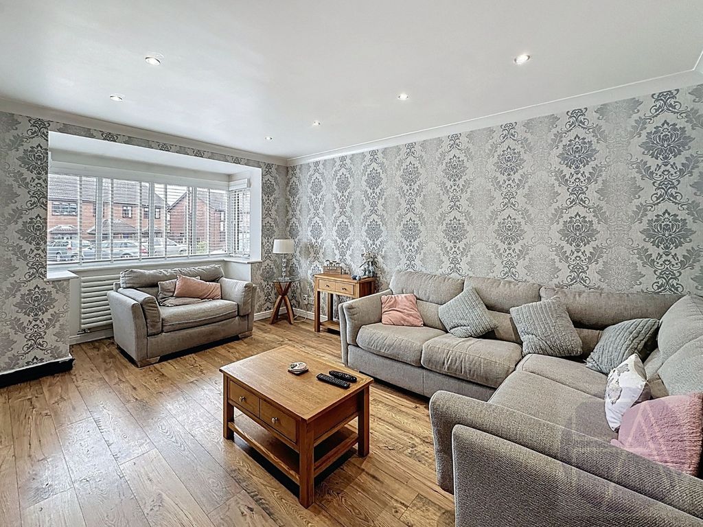Property photo 3 of 23 4407174