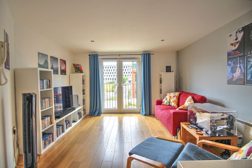 Property photo 2 of 13 Img_4241_2_3