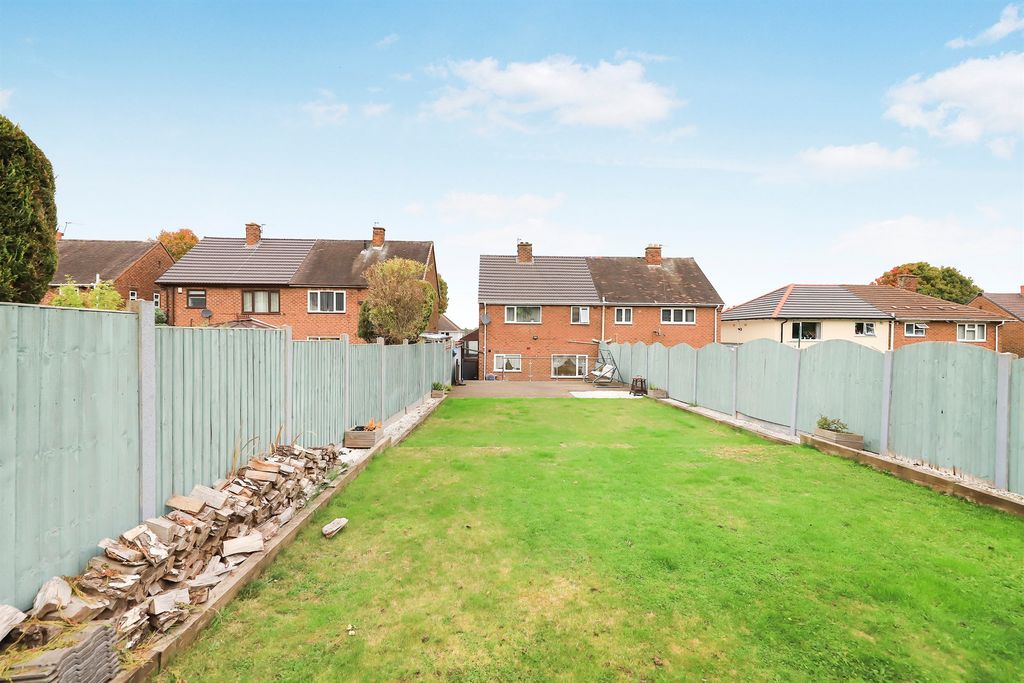 Property photo 2 of 17