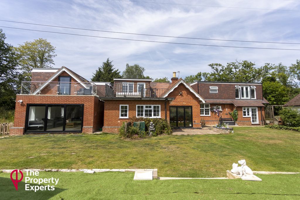 Property photo 1 of 34