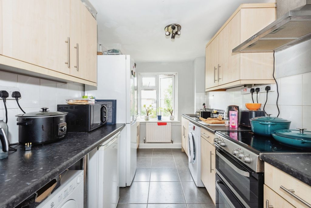 Property photo 3 of 13 Photo