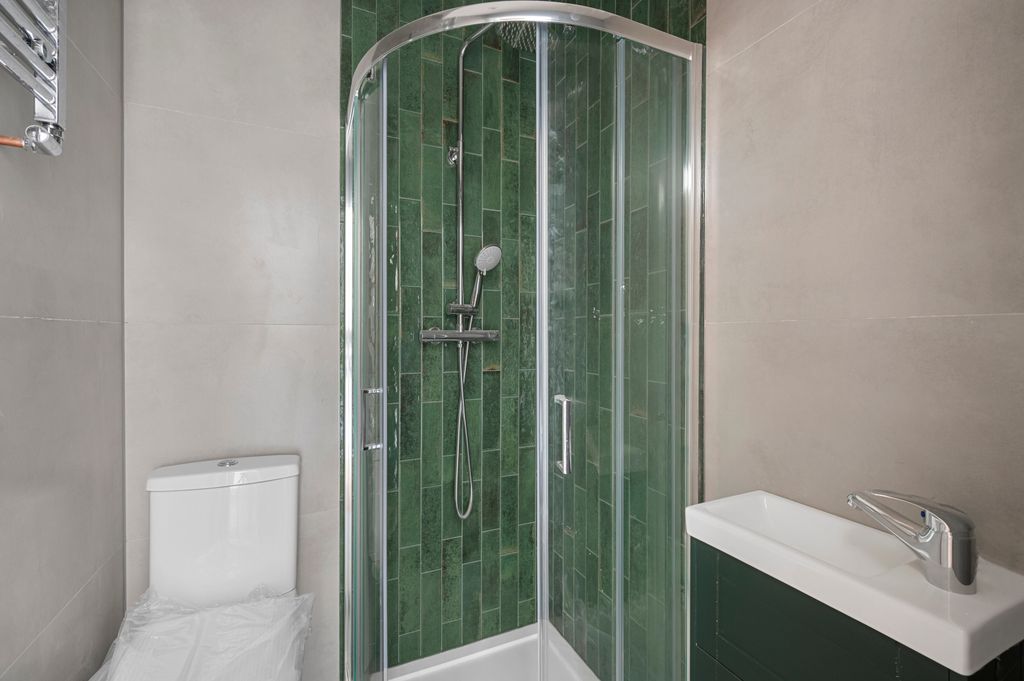 Property photo 2 of 7 Picture No. 03