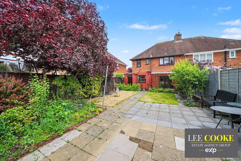 Property photo 2 of 32