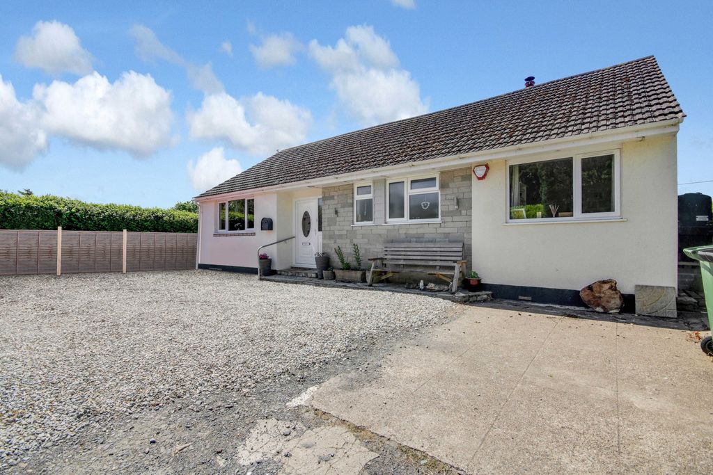 Property photo 1 of 17 Img_3208-Img_3210