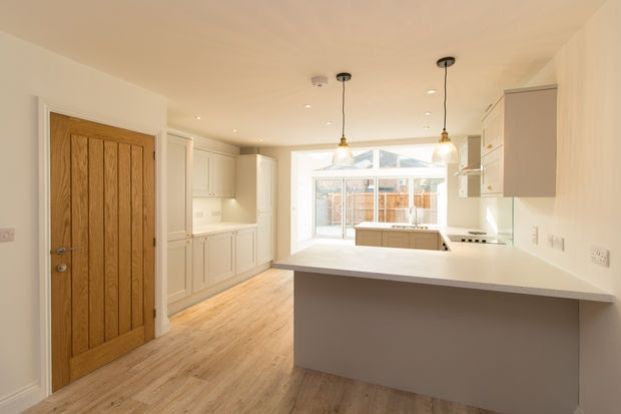 Property photo 2 of 13 Kitchen