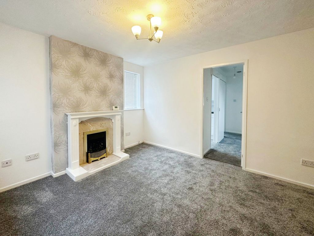 Property photo 2 of 11 Picture No. 06