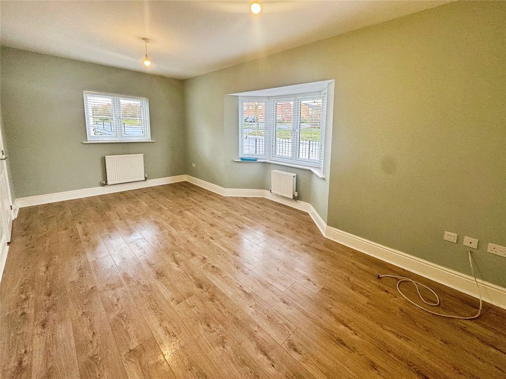 Property photo 3 of 18 Picture No. 08