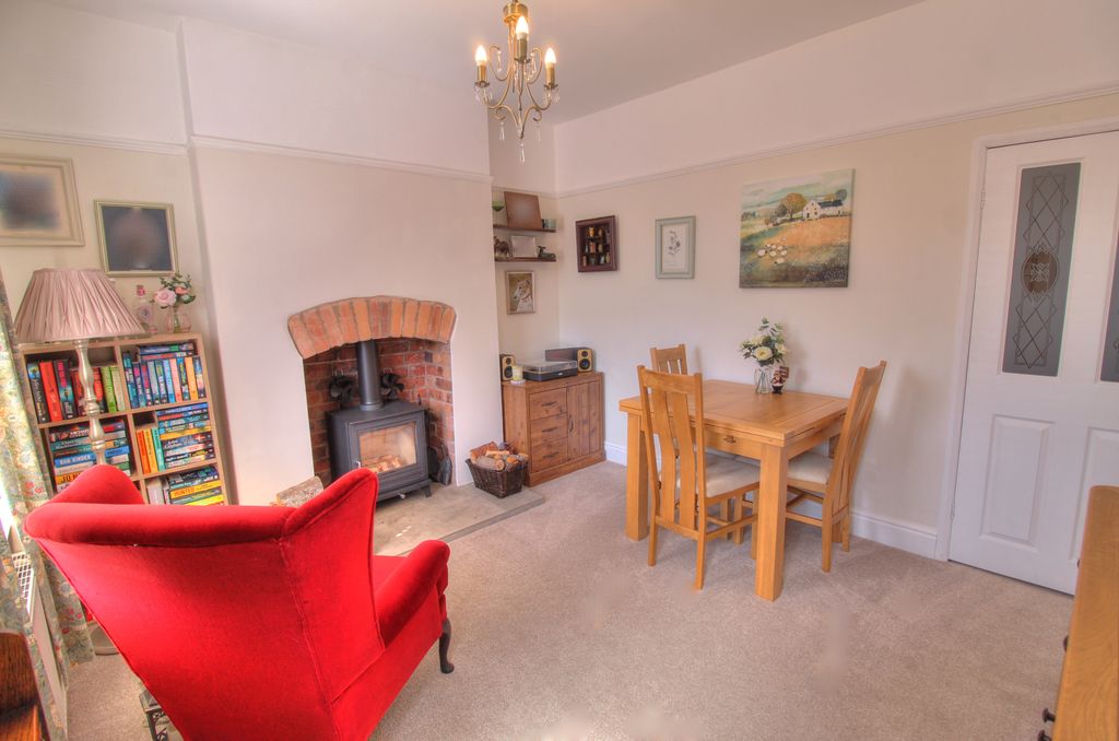 Property photo 3 of 22 Sitting/Dining Room