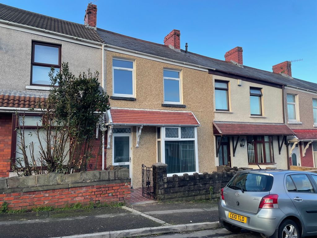 Property photo 1 of 1