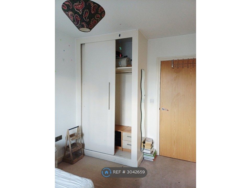 Property photo 2 of 5