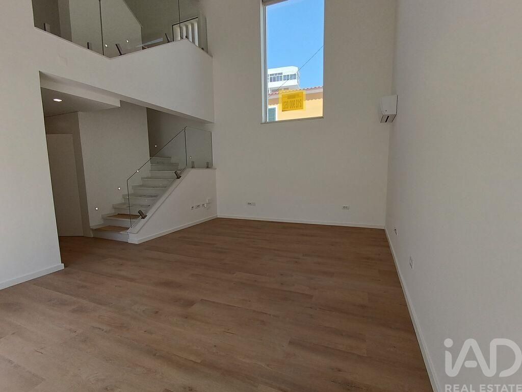 Property photo 1 of 27
