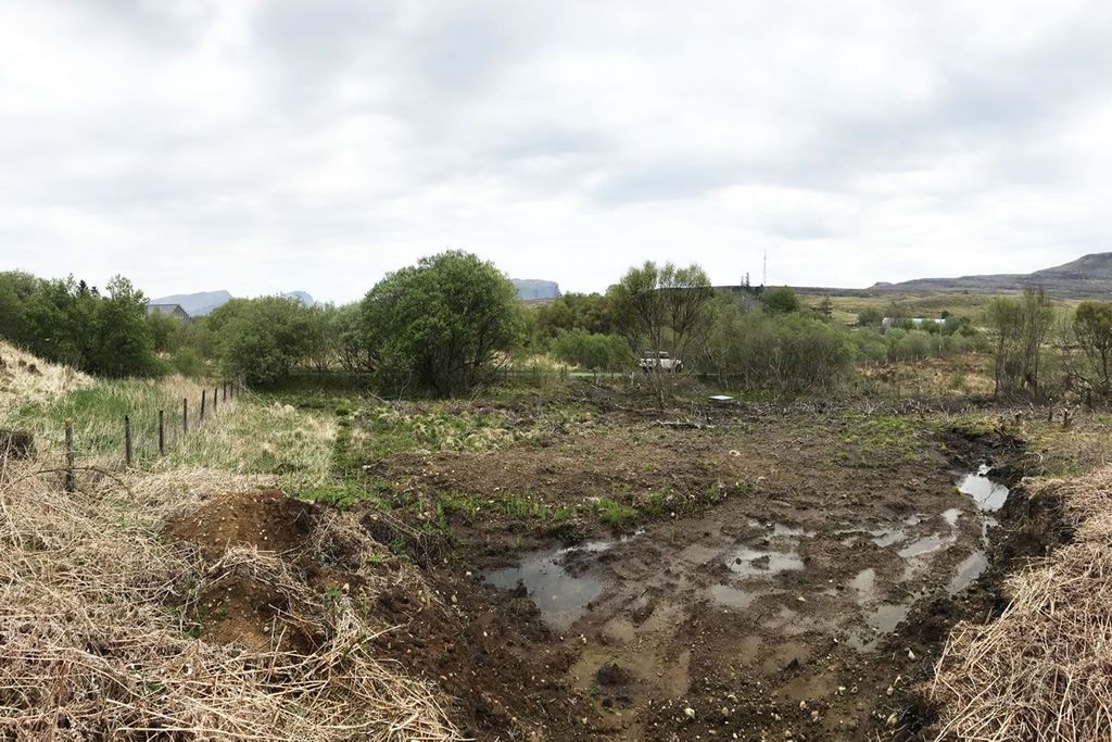 Property photo 2 of 9