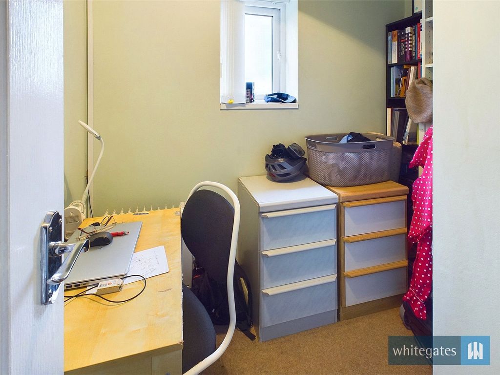 Property photo 3 of 9 Picture No. 02