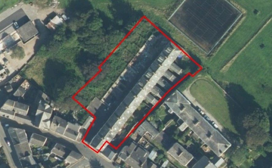 Property photo 2 of 31