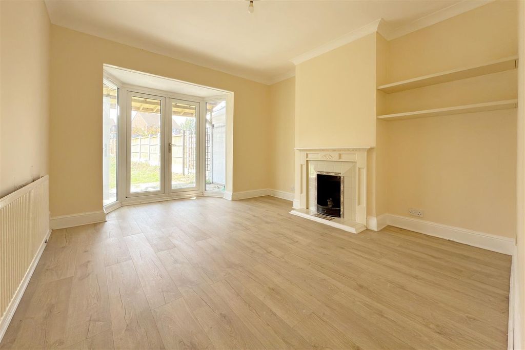 Property photo 3 of 15 Reception Room
