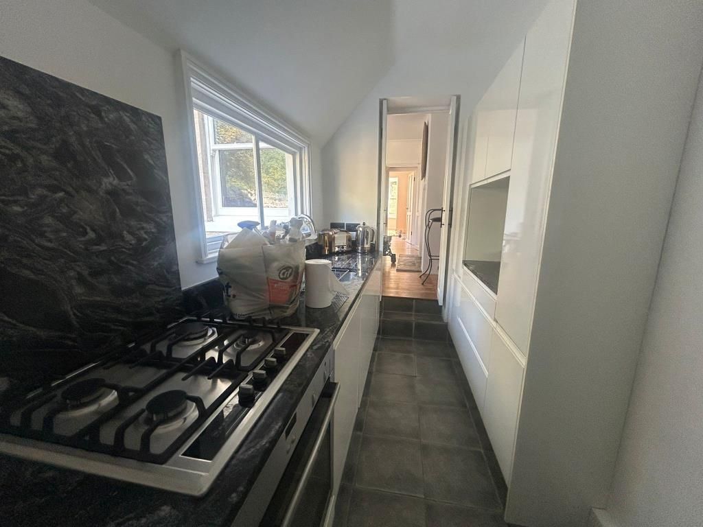 Property photo 2 of 8 Kitchen