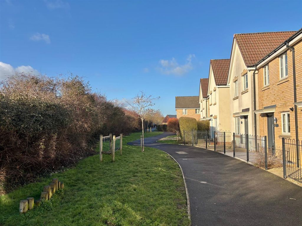 Property photo 2 of 12 1.Jpg