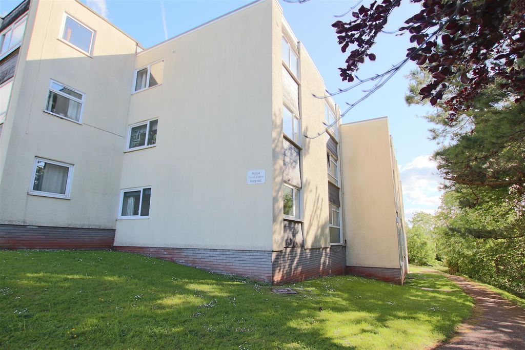 Property photo 1 of 15 Rear Aspect.Jpg