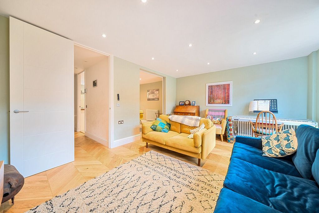 Property photo 3 of 17 Picture No. 17