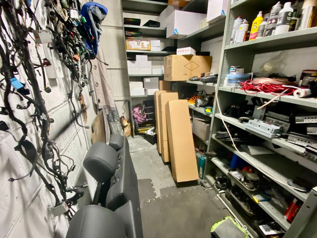 Property photo 3 of 6