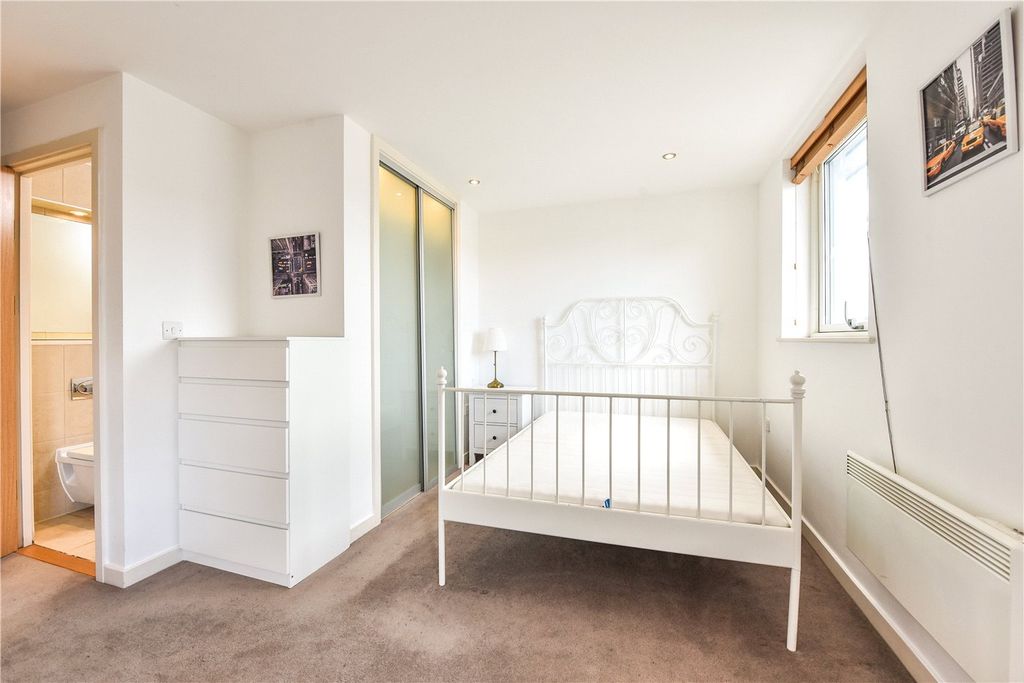 Property photo 3 of 8 Picture No. 03