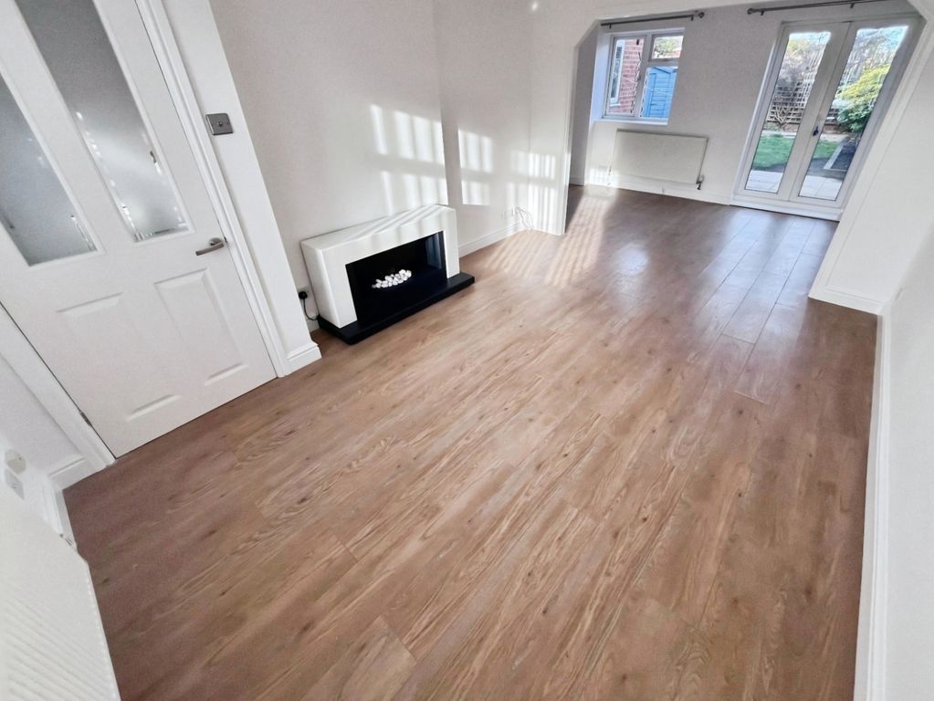 Property photo 2 of 16 Pbox-Img.Jpg