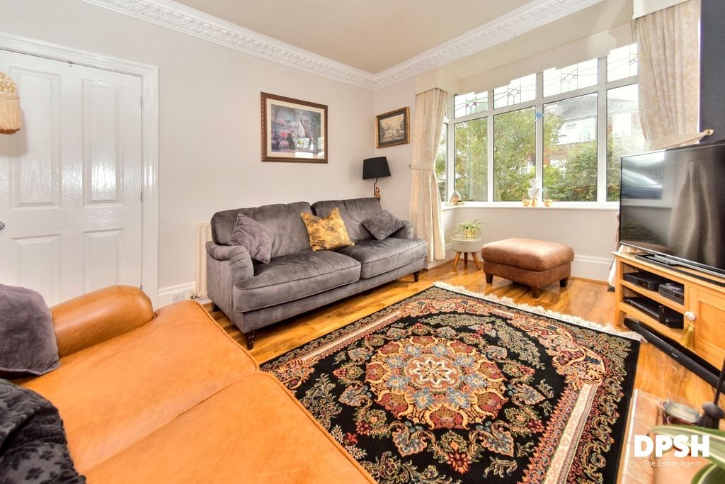 Property photo 3 of 36