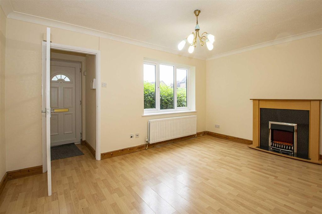 Property photo 3 of 16