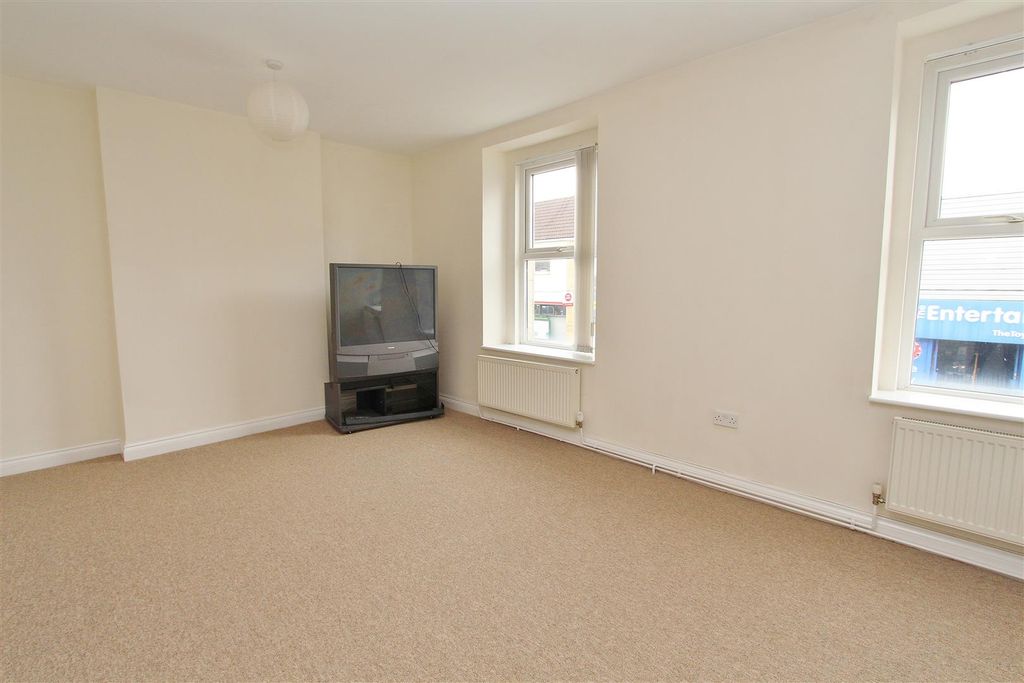 Property photo 3 of 7 Lounge 1.Jpg