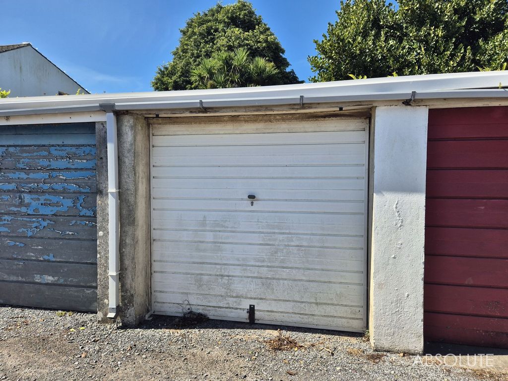 Property photo 2 of 4
