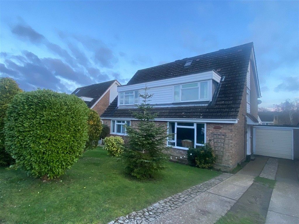 Property photo 1 of 10 Front