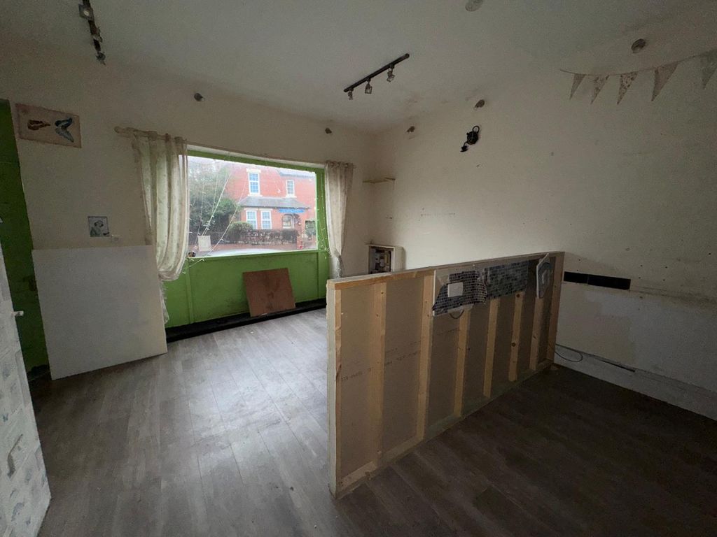 Property photo 2 of 2