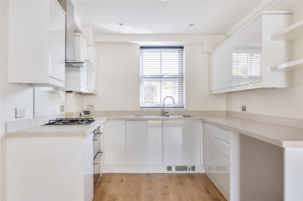 Property photo 2 of 12 Picture No. 03