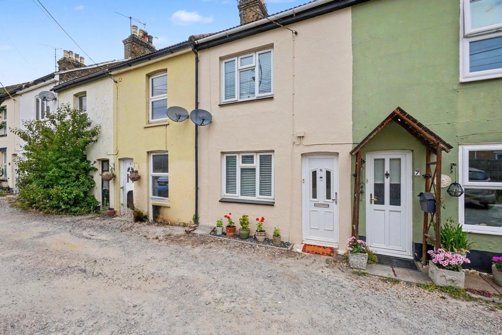 Property photo 1 of 18 5011952