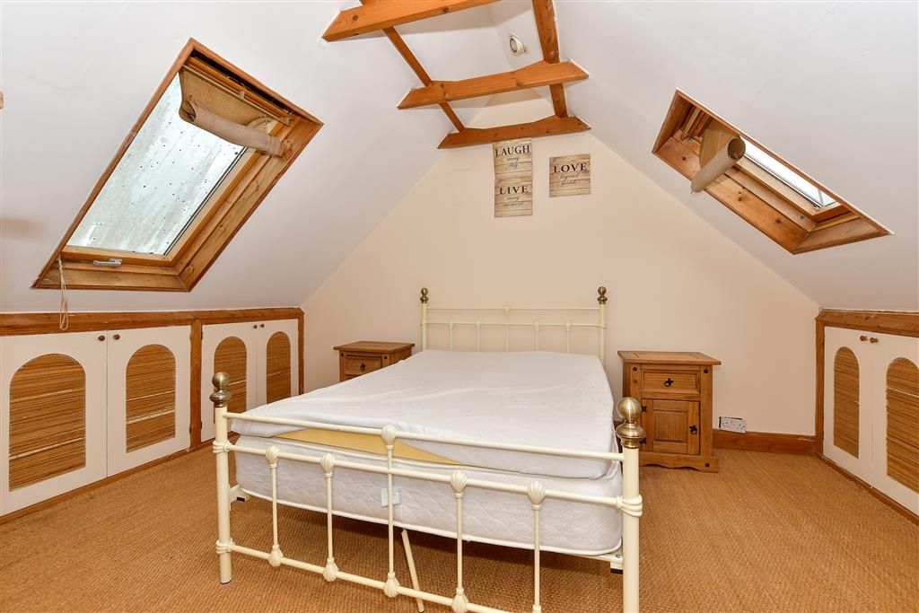 Property photo 1 of 20 Bedroom 3