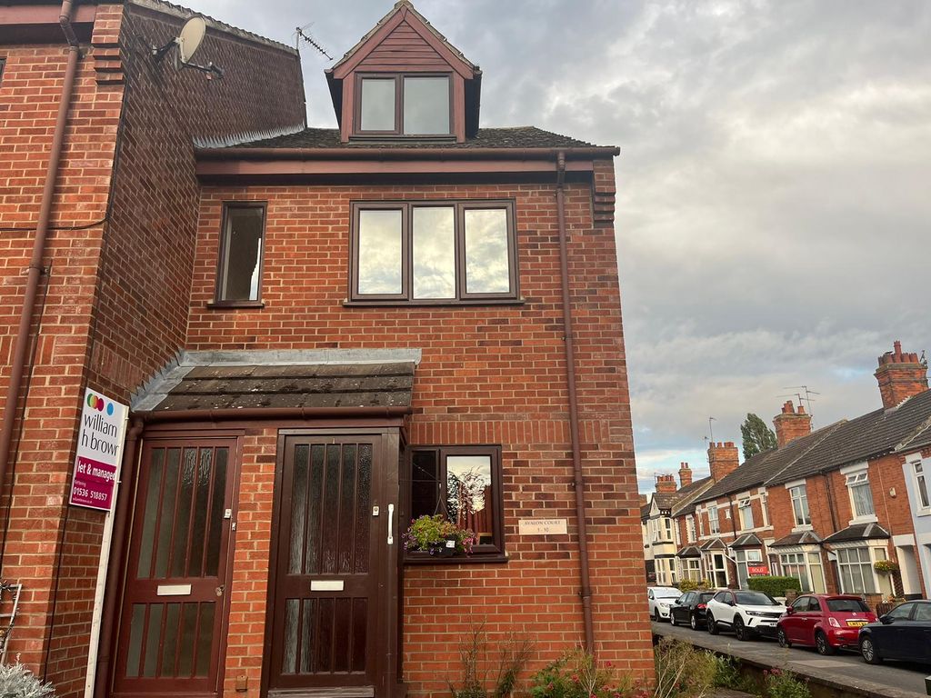 Property photo 1 of 7 Front