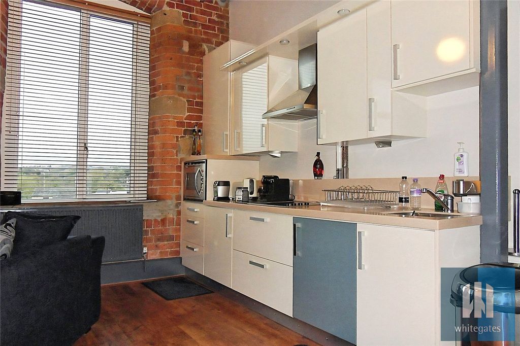 Property photo 2 of 16 Picture No. 41