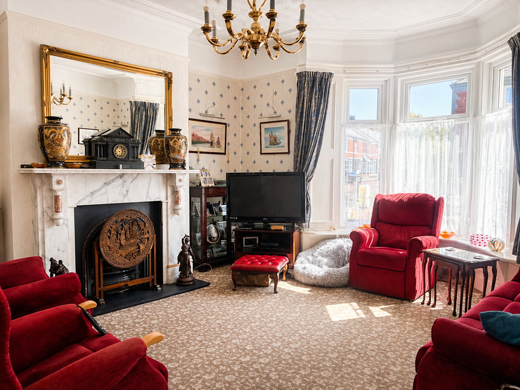 Property photo 2 of 14 Lounge