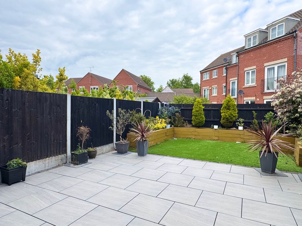 Property photo 1 of 16 Garden