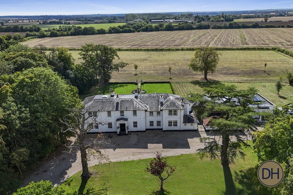 Property photo 2 of 38 The White House Estate