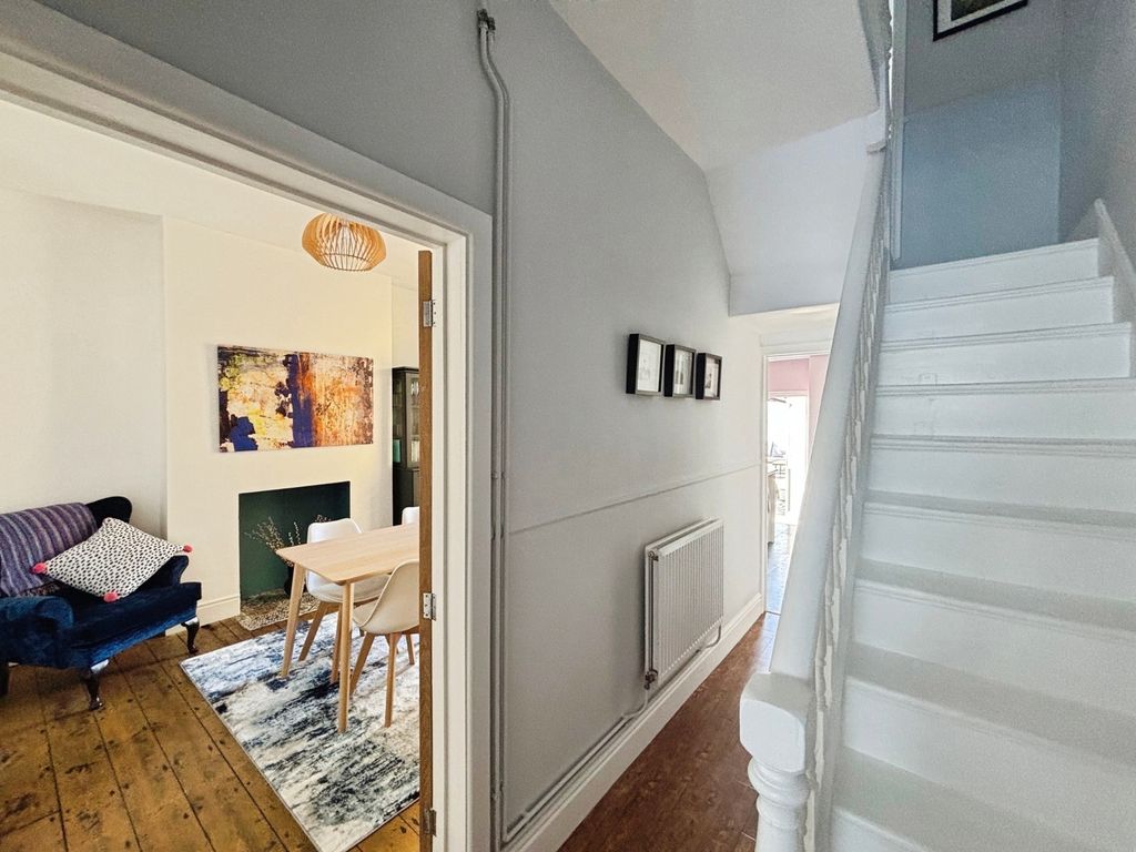 Property photo 3 of 16 Pbox-Img.Jpg