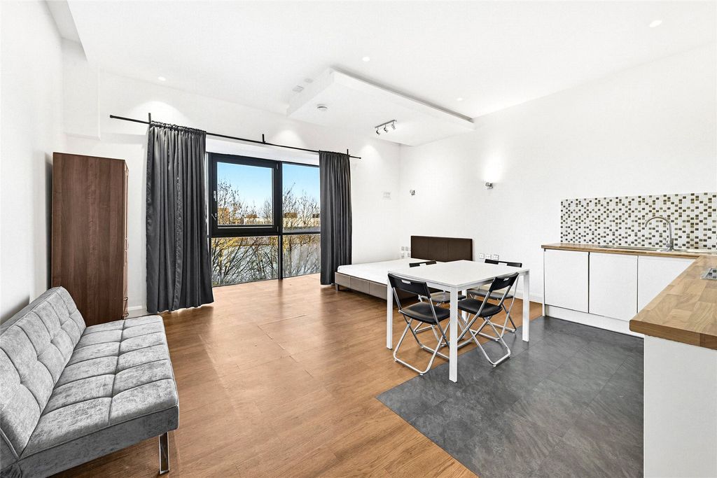 Property photo 3 of 14 Picture No. 03