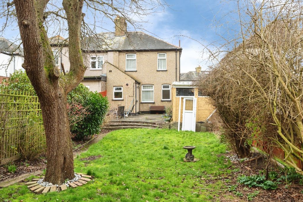 Property photo 2 of 32 Pbox-Img.Jpg