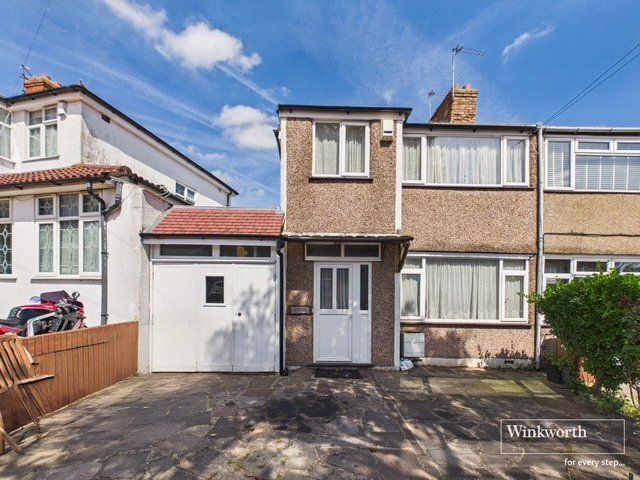 Property photo 1 of 12 External