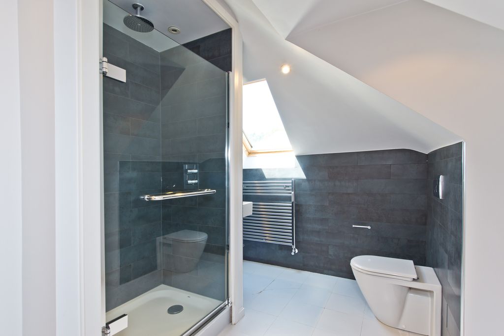 Property photo 3 of 13 9. Traps House-25