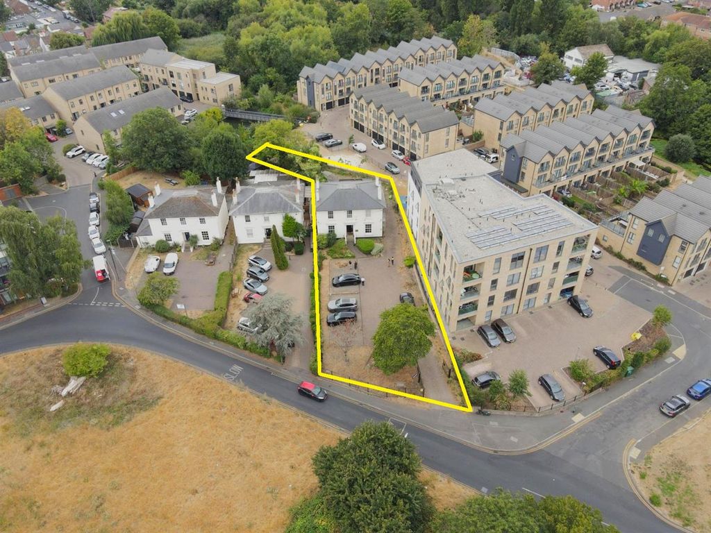 Property photo 1 of 14 Mill Green.Jpeg