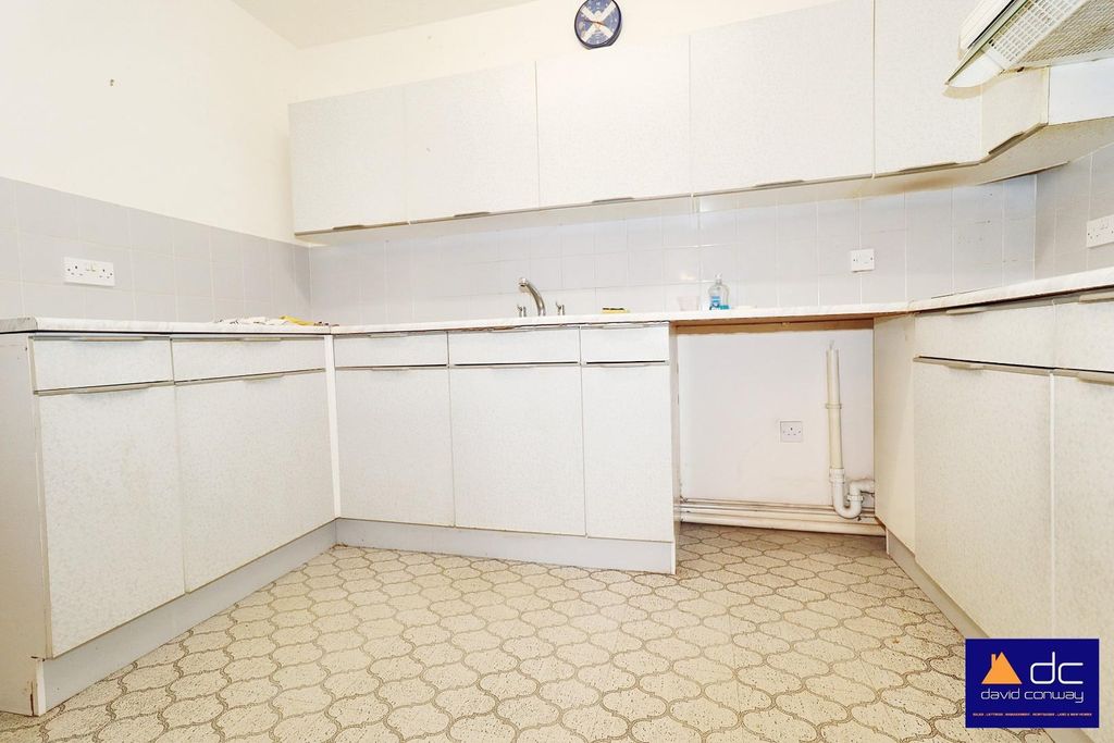 Property photo 3 of 10 Img_6487 E.Jpg