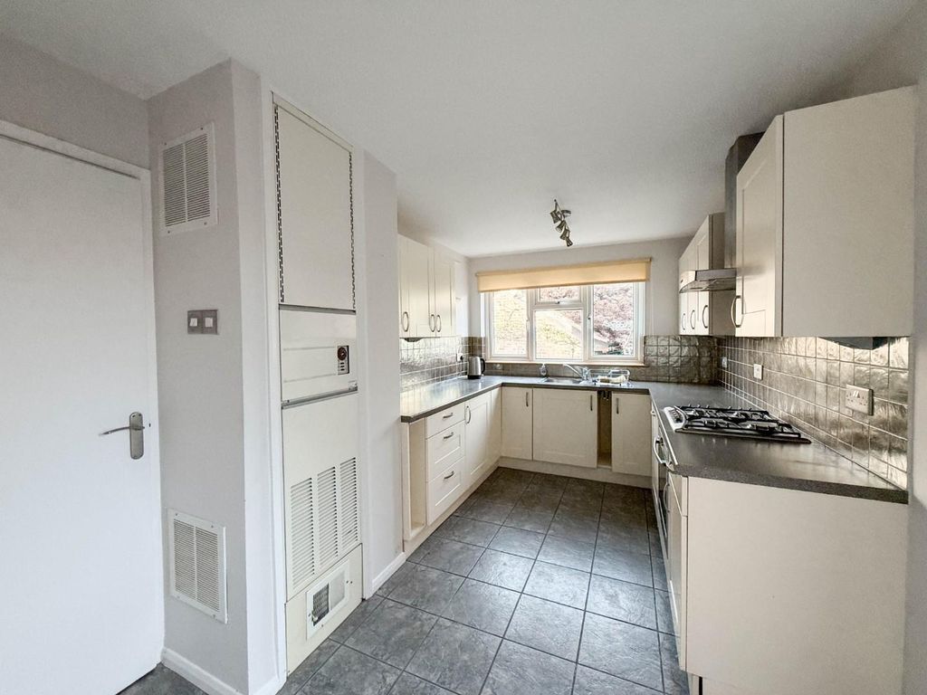 Property photo 2 of 15 Img_6944.Jpg